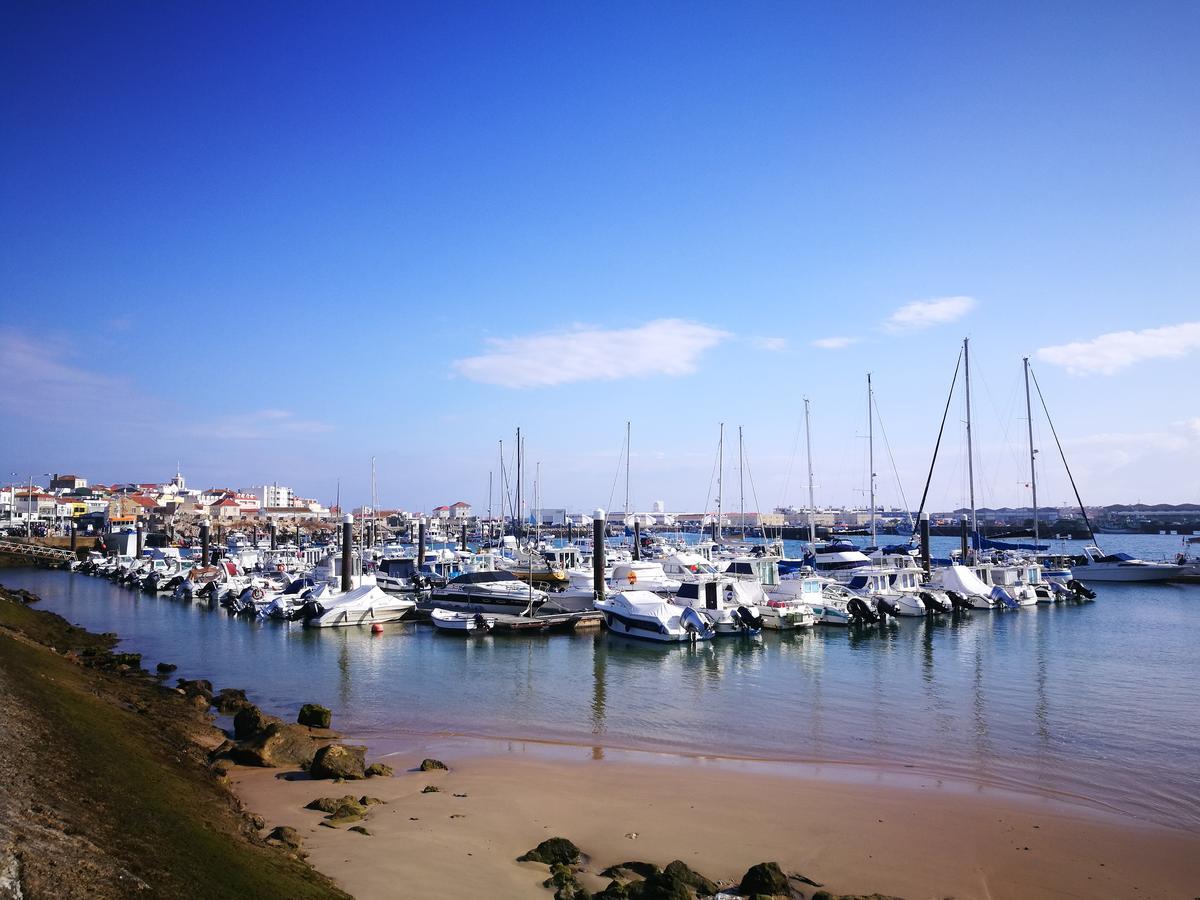 Peniche'S Blue & Yellow エクステリア 写真